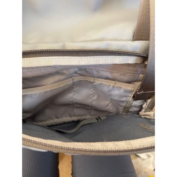 TIMBUKTU 2 DISCORD COMPUTER TRAVEL BACKPACK GRAY TAN main image 4